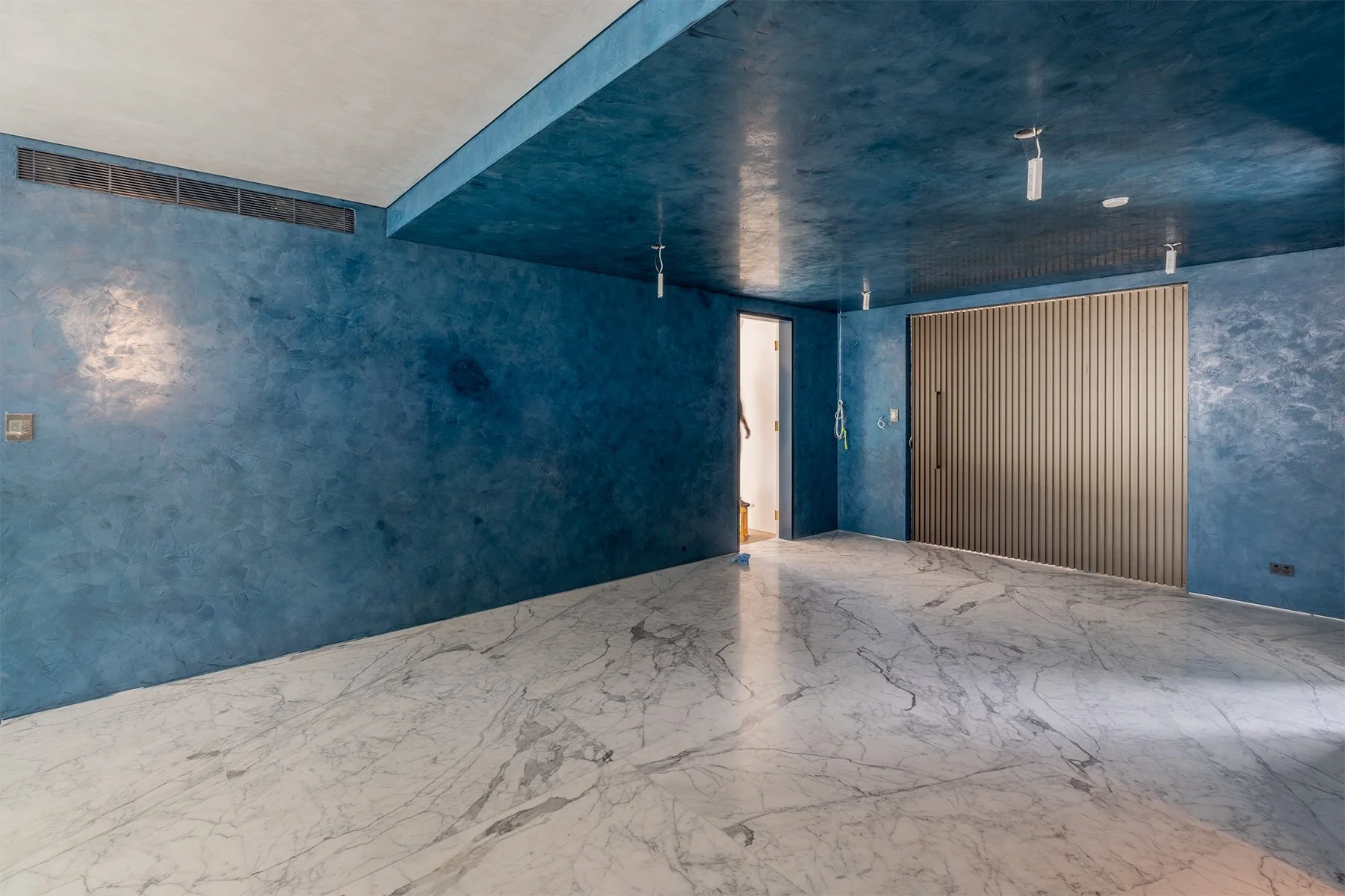 stucco-blue-
